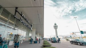Lunga sosta?  Questi aeroporti europei sono abbastanza vicini per le escursioni turistiche della città
