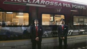 Cerchi una gita di un giorno da Roma?  Prendi il nuovo treno ad alta velocità per Pompei