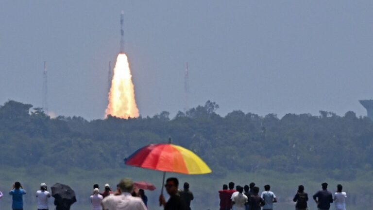 A seguito del successo dell'atterraggio lunare di Chandrayaan-3, l'India lancia la sua ultima missione spaziale verso il Sole