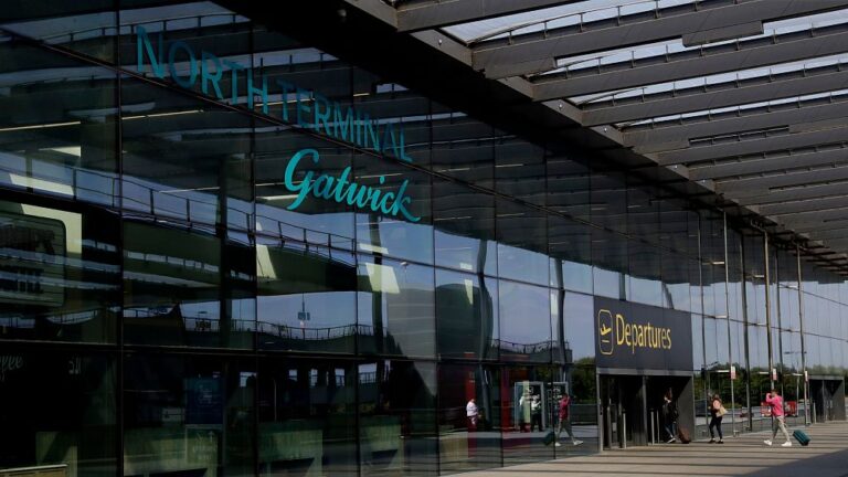 Aeroporto di Gatwick: voli ritardati e cancellati a causa della carenza di personale
