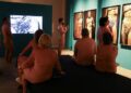La vita riflette l'arte: il museo di Barcellona accoglie i visitatori nudisti per un tour delle statue nude 42 La vita riflette l'arte: il museo di Barcellona accoglie i visitatori nudisti per un tour delle statue nude