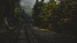 Omicidi, spettri e contrabbandieri: ecco 5 spaventosi viaggi in treno in Europa