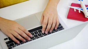 Superstizioni di venerdì 13: la verità sulle file dei posti saltate e sui prezzi dei biglietti ridotti