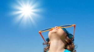 Proteggi i tuoi occhi dalla congiuntivite in estate