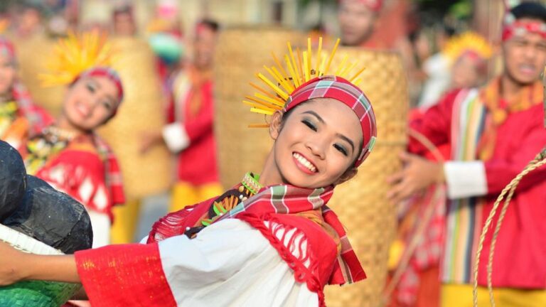 Durian e balli a Davao: vivi le Filippine come un abitante del posto al festival Kadayawan