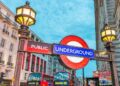 Borseggi sulla metropolitana di Londra: i furti aumentano dell'83% nei principali target delle destinazioni turistiche più popolari 43 Popular tourist stations in London are being targeted by pickpockets.
