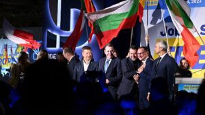 I leader europei dell’estrema destra si riuniscono in Italia per prepararsi alle elezioni europee