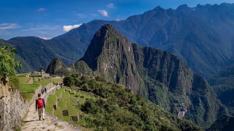 Sentieri Inca e rigogliose foreste pluviali: questo paese sudamericano sta introducendo un visto per nomadi digitali
