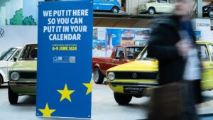 A campaign by the European Parliament to call upon people to register to vote.