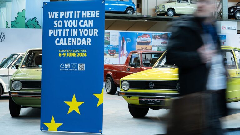 A campaign by the European Parliament to call upon people to register to vote.