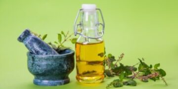 Le foglie di basilico sono un ottimo rimedio casalingo contro l'acidità, dice mia mamma 26 Usare le foglie di basilico per l'acidità