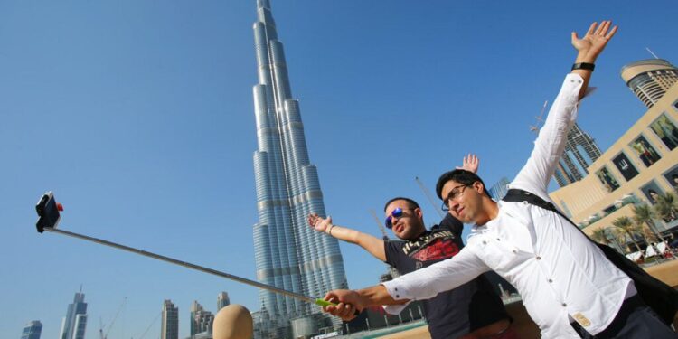 'Dubai è sugli steroidi': come il apertura sta alimentando una crisi tranquilla negli Emirati Arabi Uniti 35 Dubai is starting to feel the strain of having so many visitors.