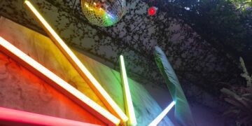 Come prosperare come un nomade digitale LGBTQ+ e dove trovare luoghi accoglienti