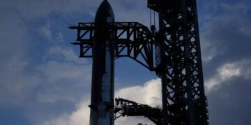 SpaceX per lanciare l'astronave Rocket in Test per le ambizioni di luna e Marte di Elon Musk 6 SpaceX per lanciare l'astronave Rocket in Test per le ambizioni di luna e Marte di Elon Musk