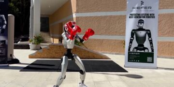 I robot vantano abilità atletiche alla prima olimpiade umanoide internazionale in un'antica città greca 4 I robot vantano abilità atletiche alla prima olimpiade umanoide internazionale in un'antica città greca