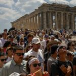 I turisti tedeschi, britannici e americani stanno scegliendo la Grecia e stanno spendendo di più