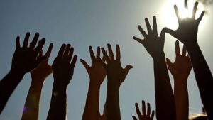 Il paradosso della democrazia: perché nessun annuncio politico può potenziare iliberisti