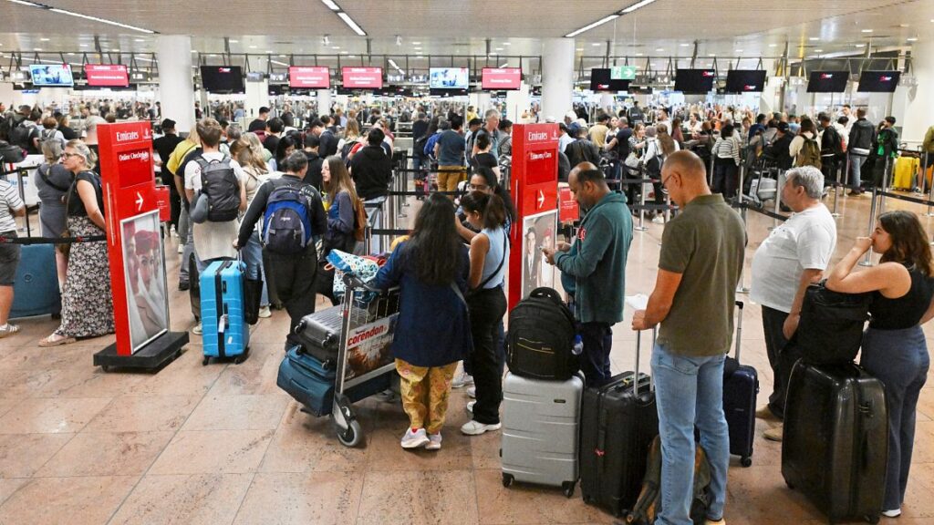 Cosa sappiamo degli attacchi informatici che colpiscono gli aeroporti europei?