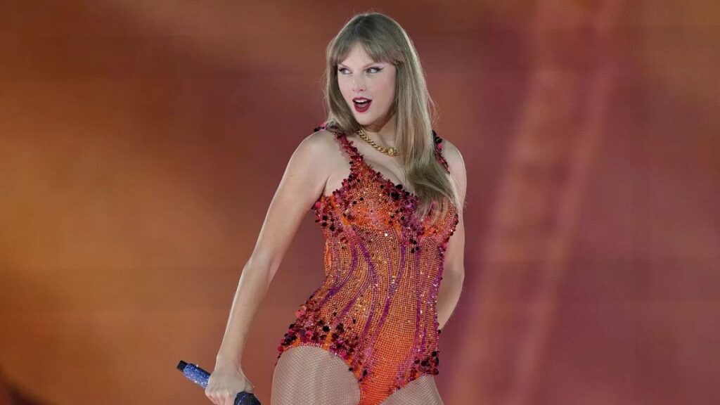Taylor Swift accusato di doppio standard per presunto uso di AI per promuovere il suo album