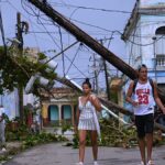 Ritardi voli in Giamaica e cancellazioni vacanze dopo l’uragano Melissa