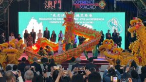 Macao a Madrid: Leoni, Mascotte e Robot in Spettacolo Unico