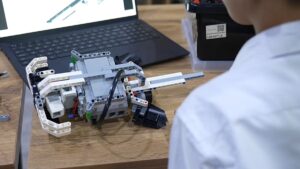 Robot umanoidi: la nuova frontiera della creazione tecnologica