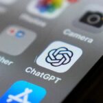 Chatbot AI e politica: perché criticano i leader occidentali?
