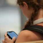 Coprifuoco social volontario nel Regno Unito: novità per adolescenti