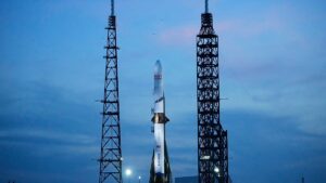 Internet satellitare: Amazon lancia Leo, rivale di Starlink 2024