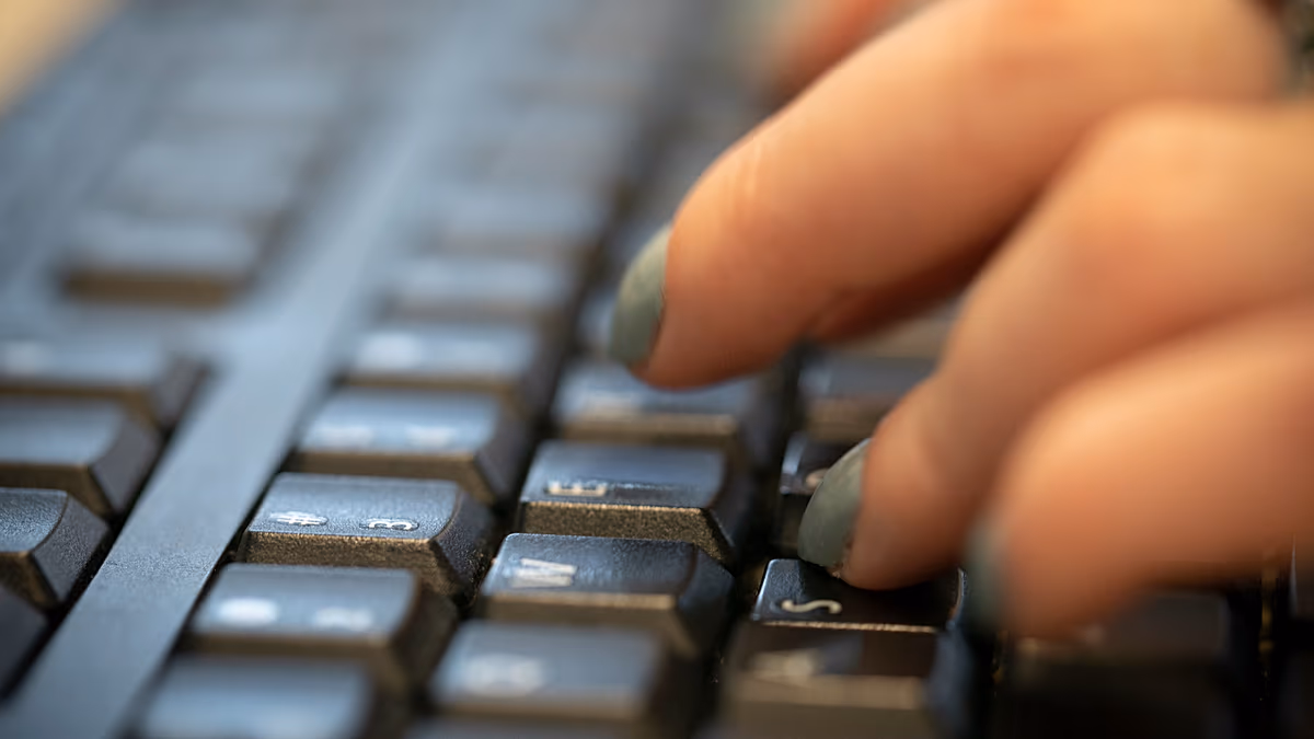 E-mail Sospette: 3 Lavoratori su 4 nell’UE a Rischio Cybersecurity