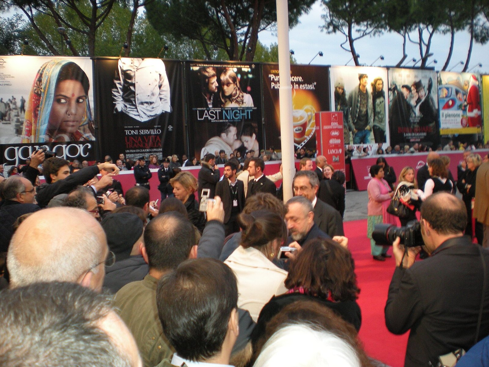 Margherita Buy e Silvio Orlando sul red carpet del Festival Internazionale del Film di Roma